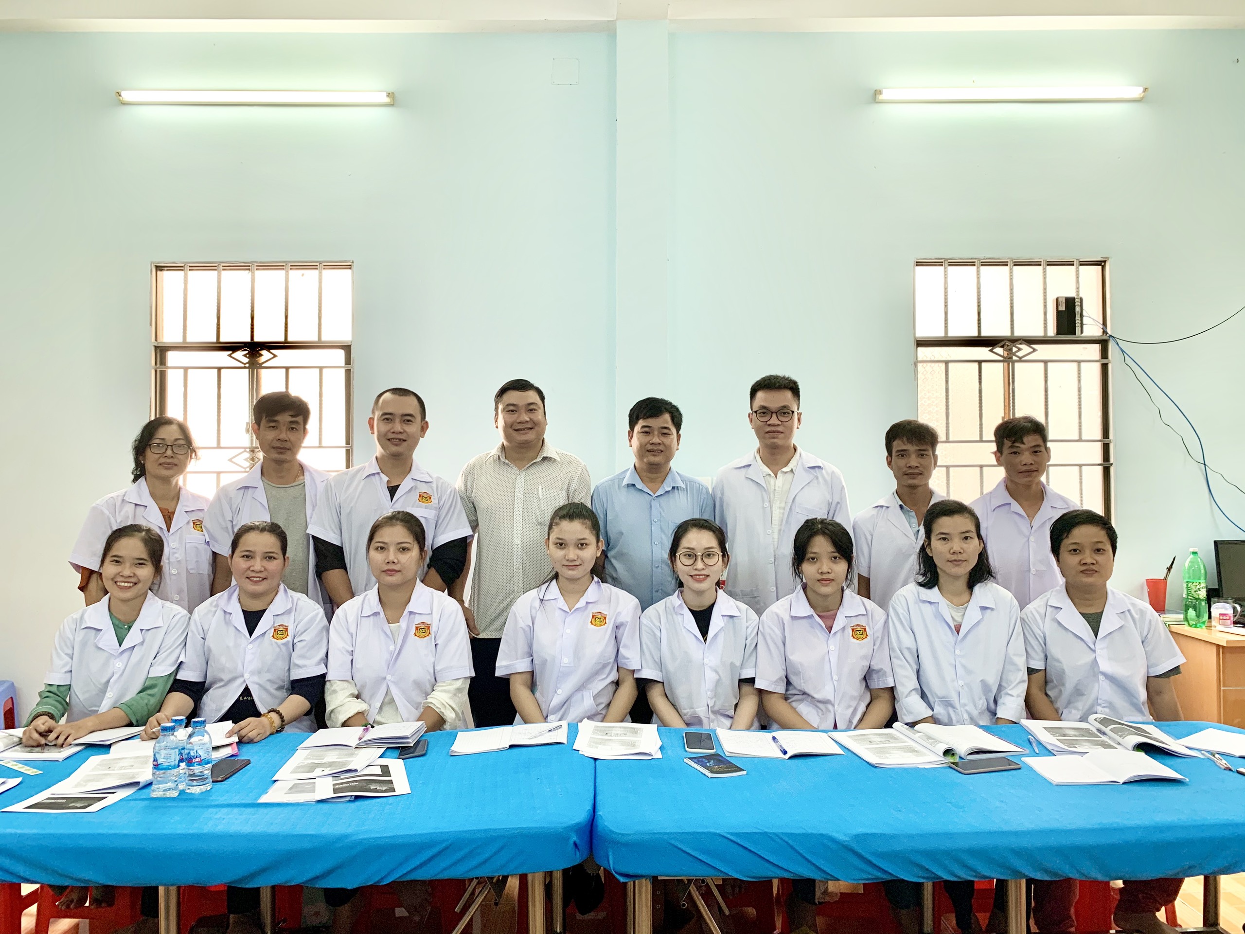 Thầy hiệu trưởng thế hệ 8x tâm huyết với ngành Y học Cổ truyền